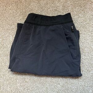 North Face Men’s Black Shorts Size Large